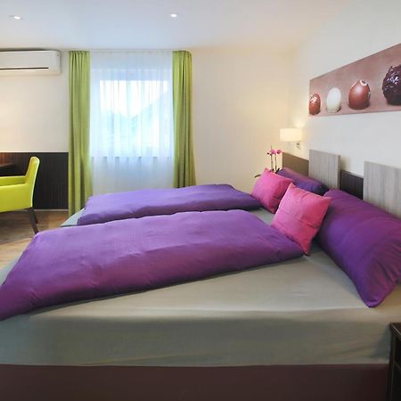Hotel Gaestehaus Stock Zimmer Trueffeleckle FDH المظهر الخارجي الصورة